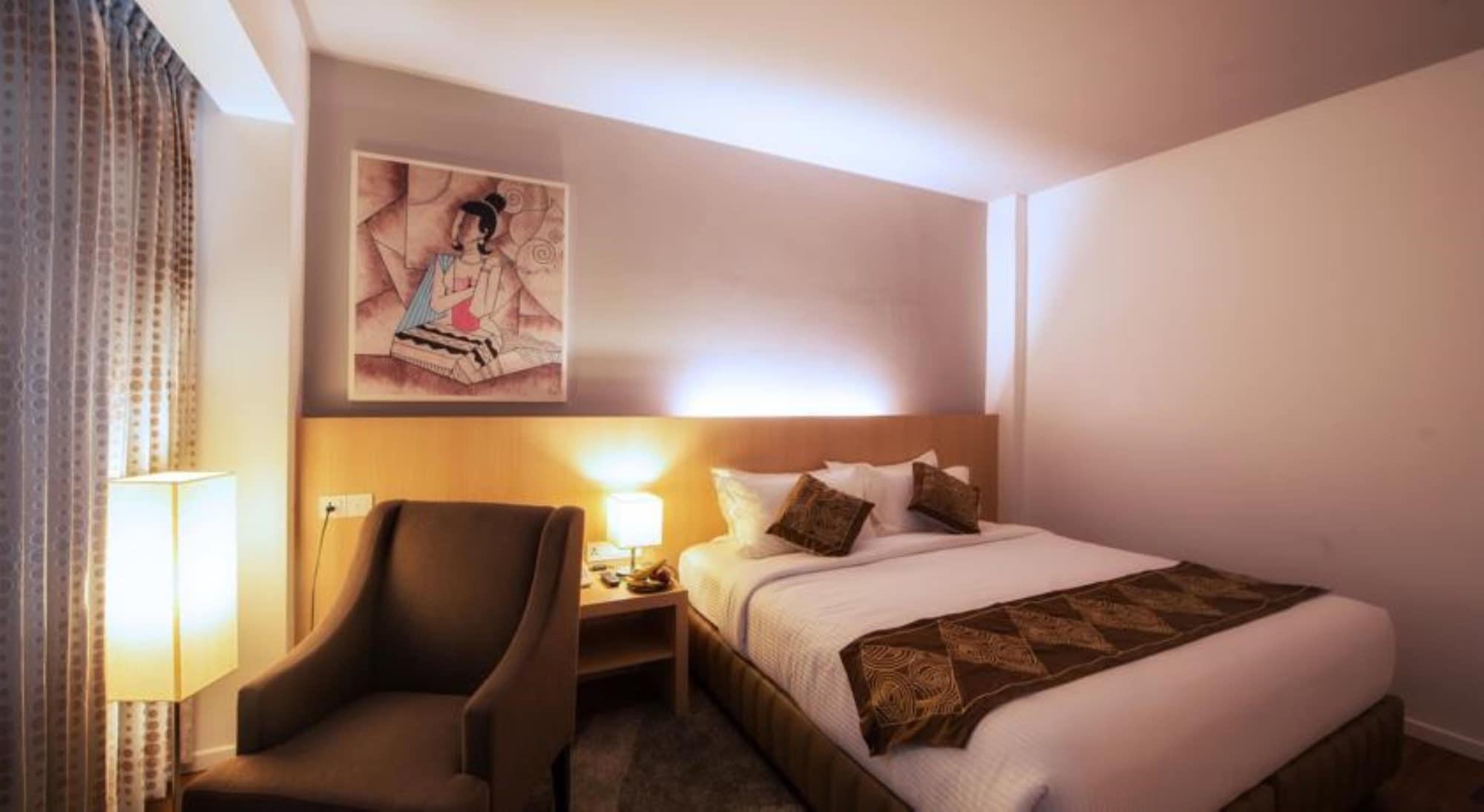 Wyne Hotel Yangon Ngoại thất bức ảnh
