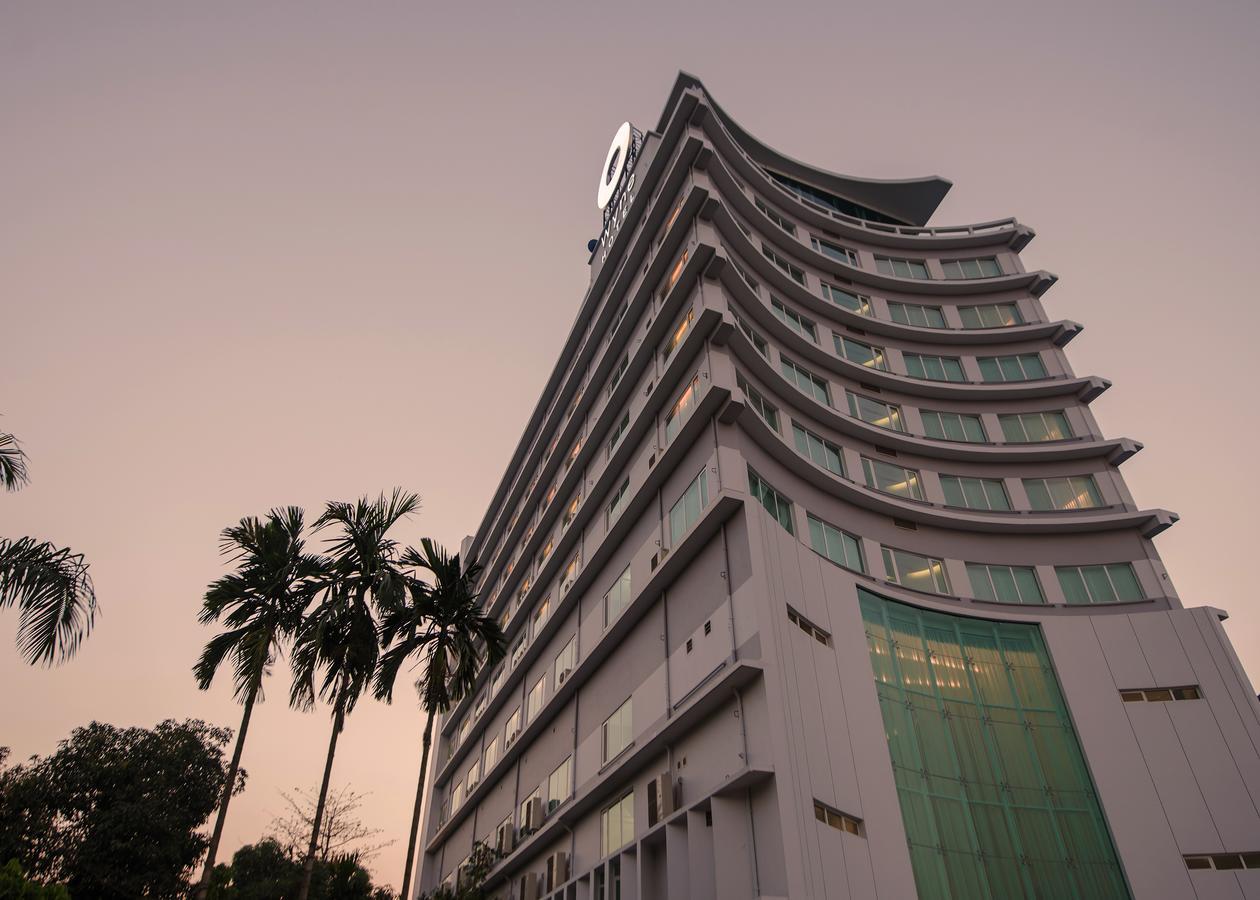 Wyne Hotel Yangon Ngoại thất bức ảnh