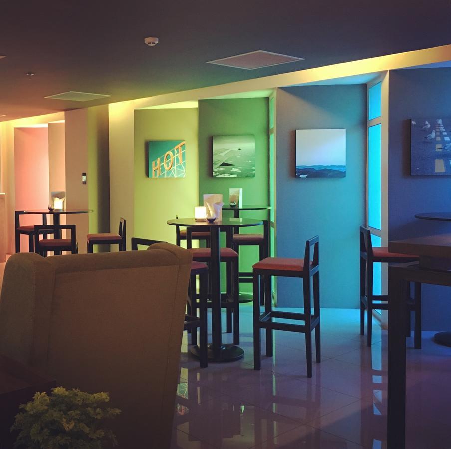 Wyne Hotel Yangon Ngoại thất bức ảnh