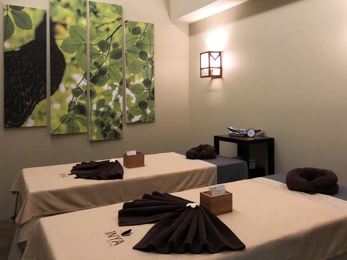 Wyne Hotel Yangon Ngoại thất bức ảnh